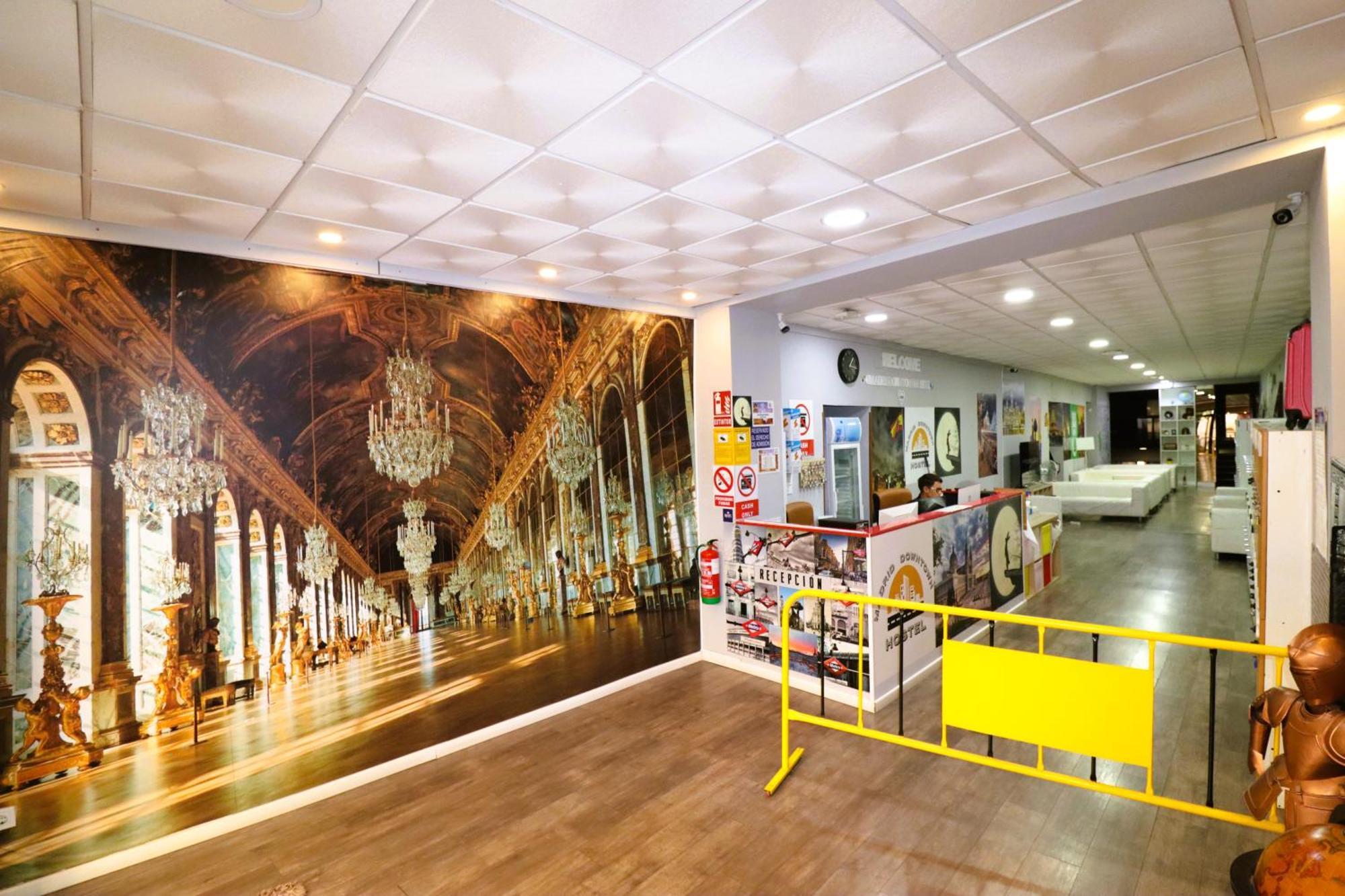 Madrid Downtown Hostel Exterior photo
