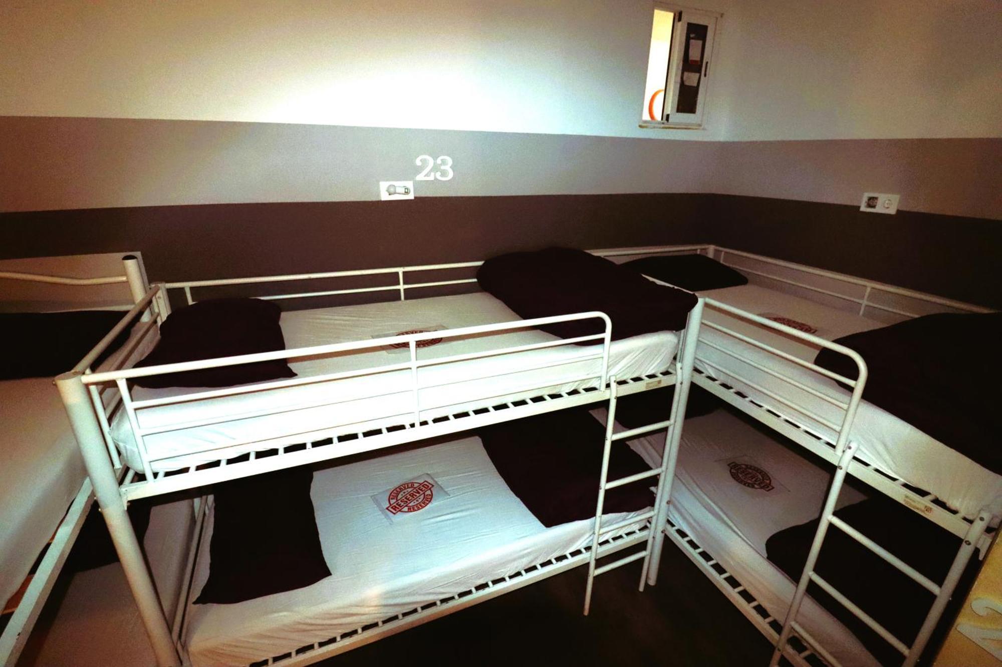 Madrid Downtown Hostel Exterior photo
